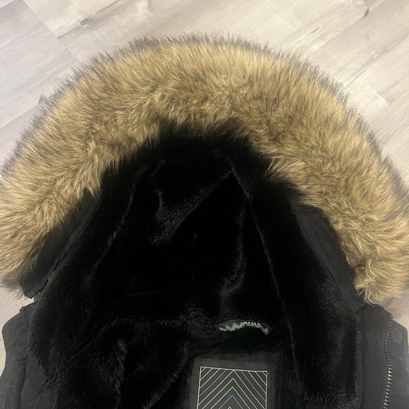 TNA WINTER JACKET EUC Size small - Picture 3 of 8